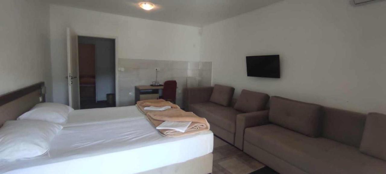 Hotel Villa Matic Neum Exterior photo