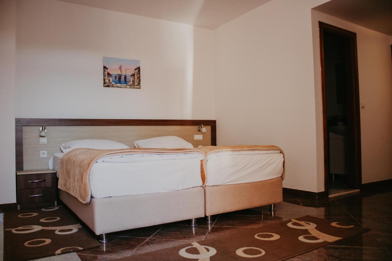 Hotel Villa Matic Neum Exterior photo